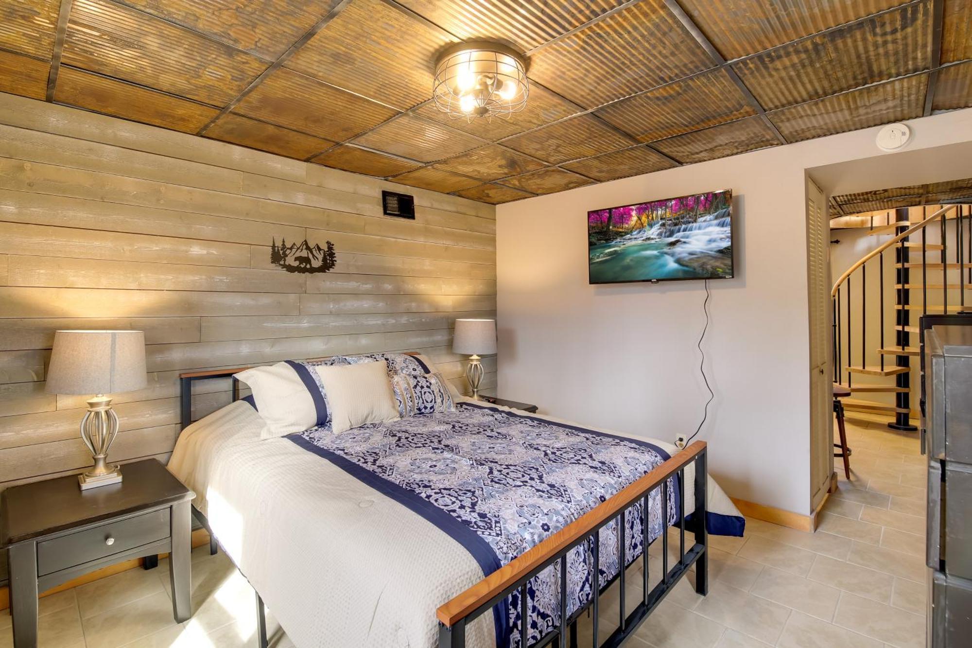 Gatlinburg Mountain Cabin With Hot Tub, Deck And Games Экстерьер фото