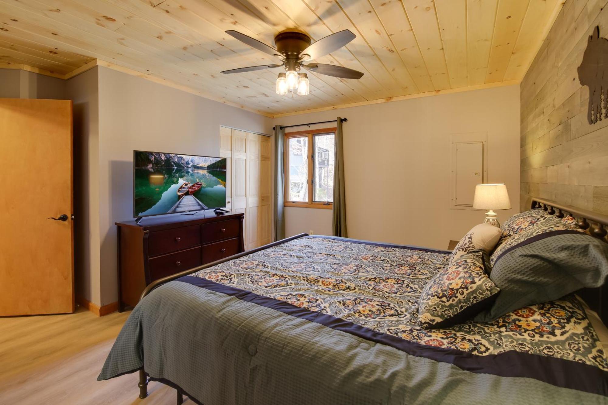 Gatlinburg Mountain Cabin With Hot Tub, Deck And Games Экстерьер фото